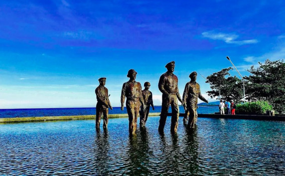 Manors Vernazza Manors Vernazza